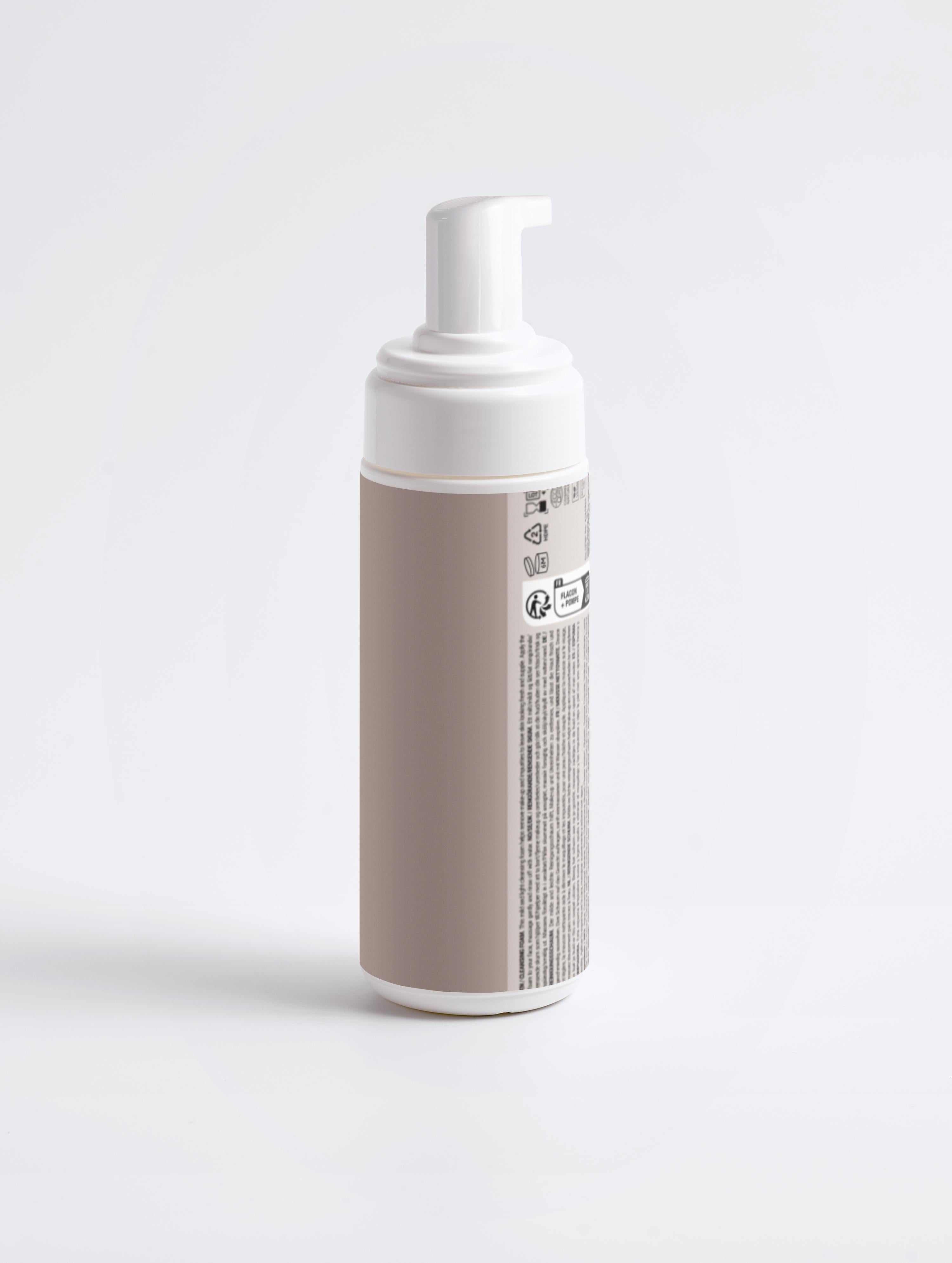 Lightweight cleansing foam with rose flower water gently removes makeup and impurities, leaving skin soft and fresh.